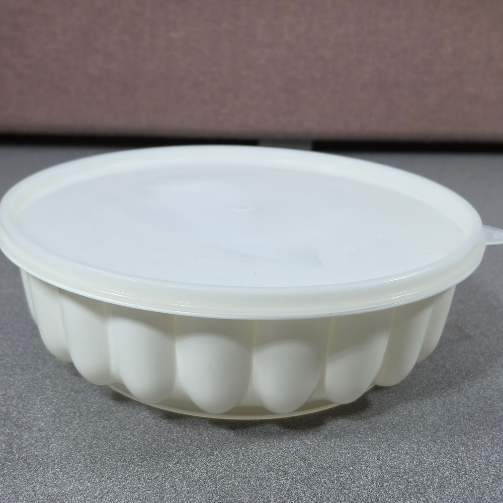 Tupperware Jel-Ring Jello Mold White Excellent Fluted 3-Piece Set